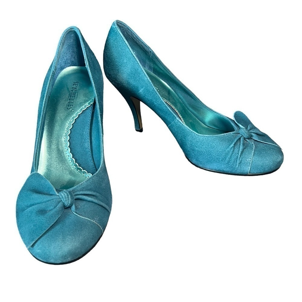 SEYCHELLES Vintage Turquoise Suede Heels